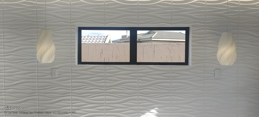 4 Bedroom Property for Sale in Seemeeu Park Western Cape